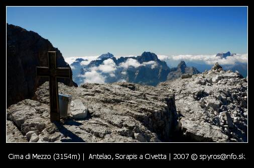 Cristallo - Cima di Mezzo, pohľad na Antelao, Sorapis a Civetta