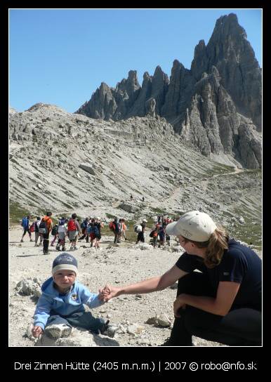 Drei Zinne Hutte (Rifugio Tre Cime - A. Locatelli, 2405 m.n.m.)